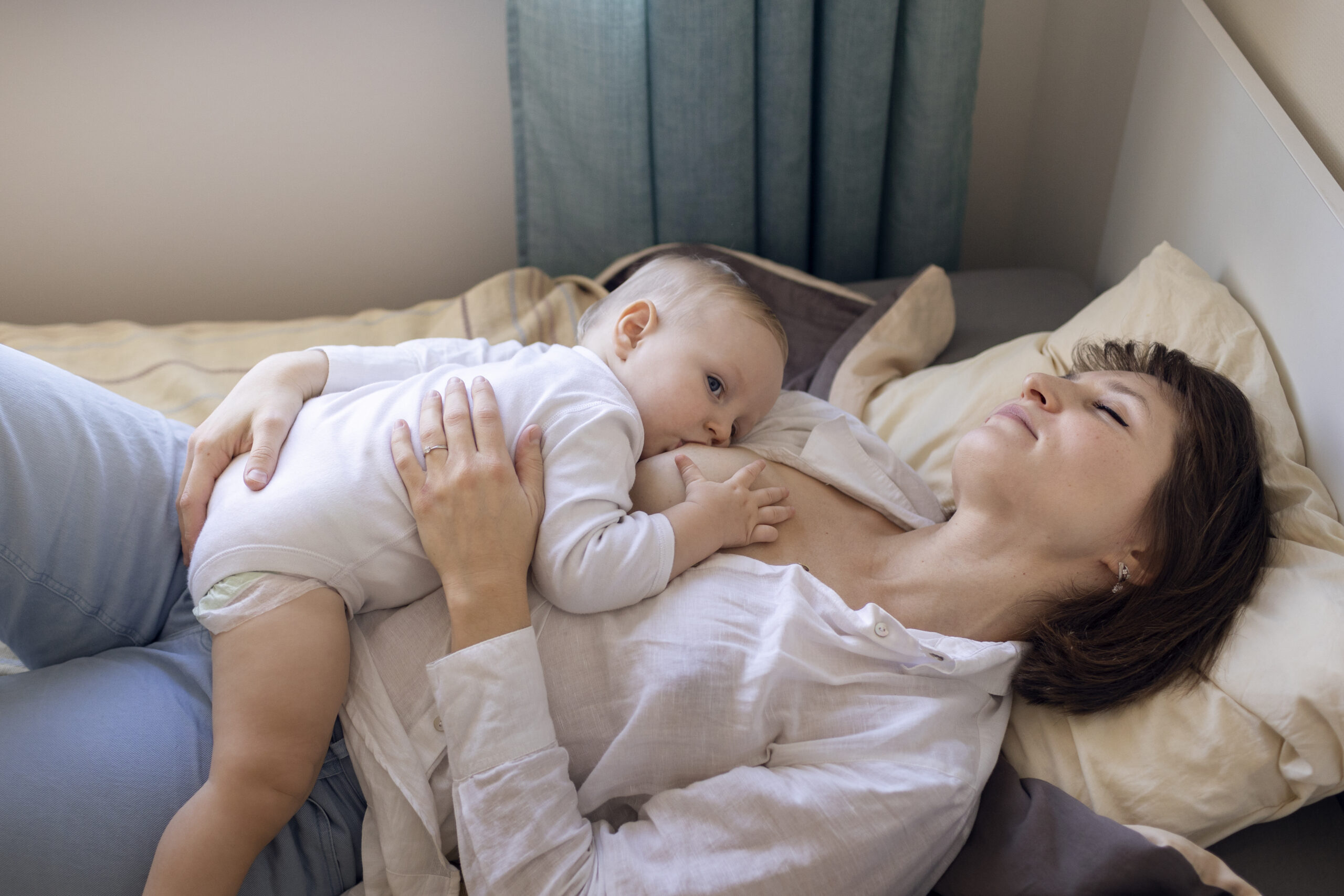 mother-breast-feeding-her-baby